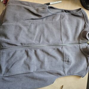 Mens size large Cabela's vest